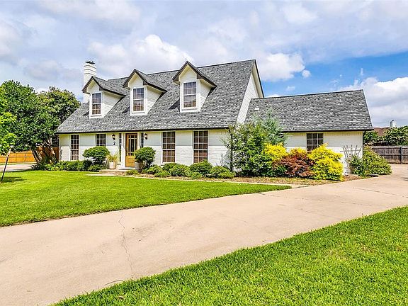 2nd image of 2 Spyglass Ct
