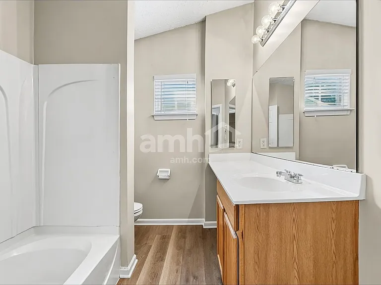5686 Appaloosa Cir — Photo 11