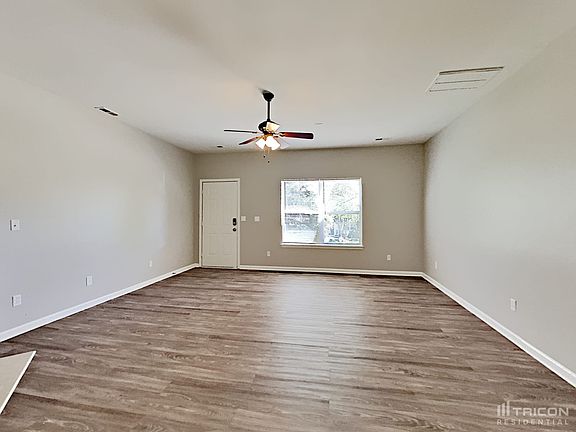 3rd image of 133 Zolder Ln