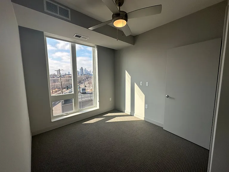 Luna Apartments — Photo 118