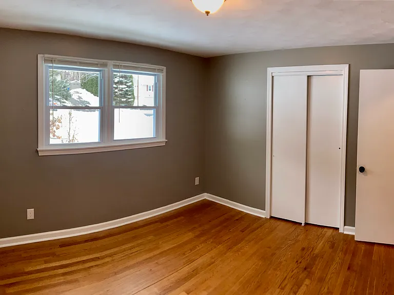 54 Muir Ave — Photo 7