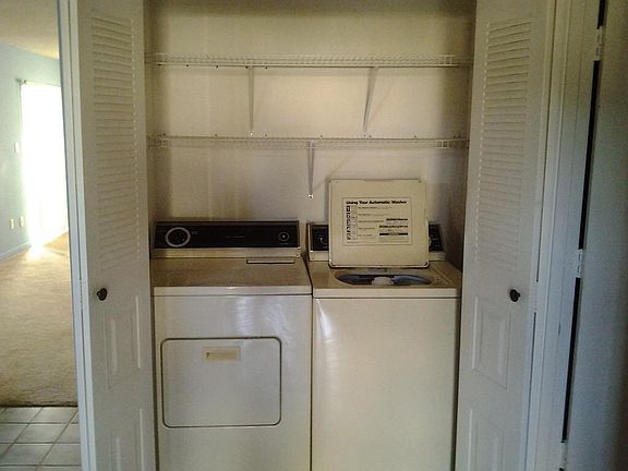 5th image of 4022 Palo Alto Ct
