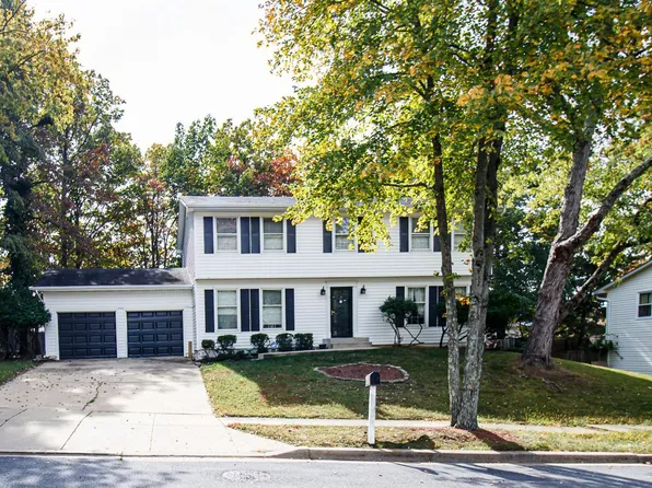 606 Potomac Valley Dr, Fort Washington, MD 20744