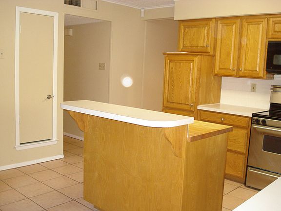 Island kitchen