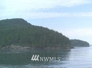 2399 Skyline Way APT 101W, Anacortes, WA