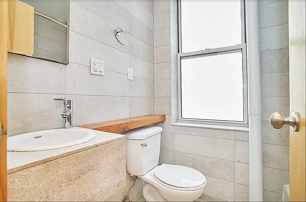 Rented by REAL New York | media 17