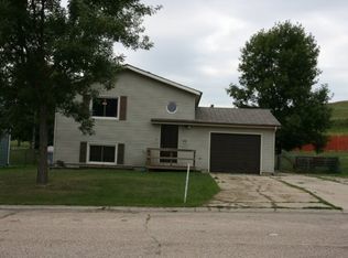 213 Durango Dr, Burlington, ND 58722