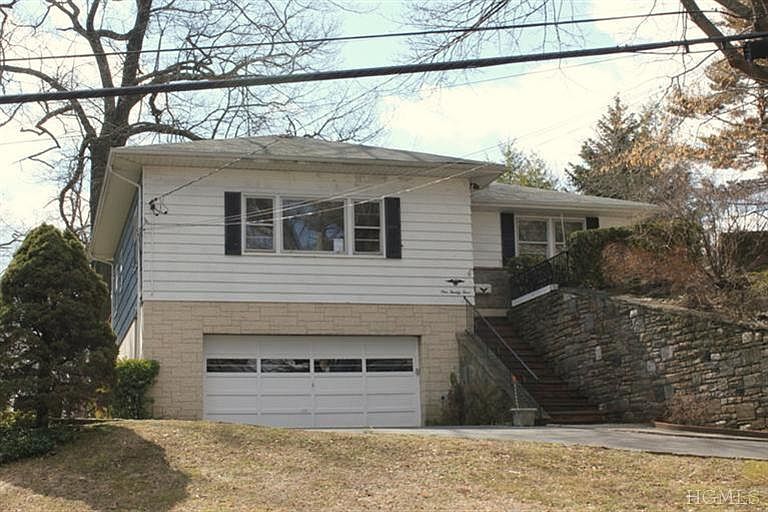 1st image of 124 Grand Blvd