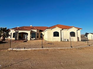 21038 S Cheyenne Rd, Yucca, AZ 86438
