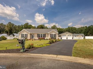 404 Peachtree Ct, Hebron, MD