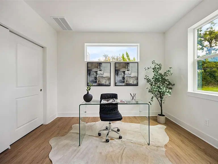 835 Rachel St #B — Photo 18