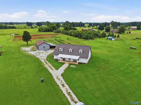 1559 County Road 540, Rogersville, AL 35652