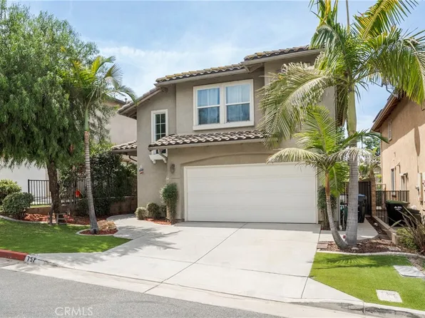 757 S Woodberry Ln, La Puente, CA 91746