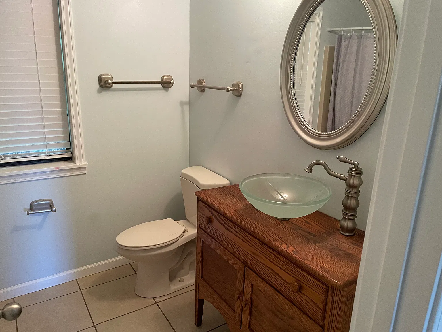 3 bed, 3792 sqft, $2,000 — Photo 4