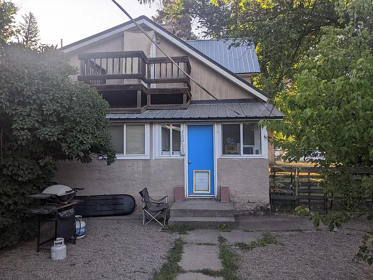 835 E 6th Ave #A — Photo 3