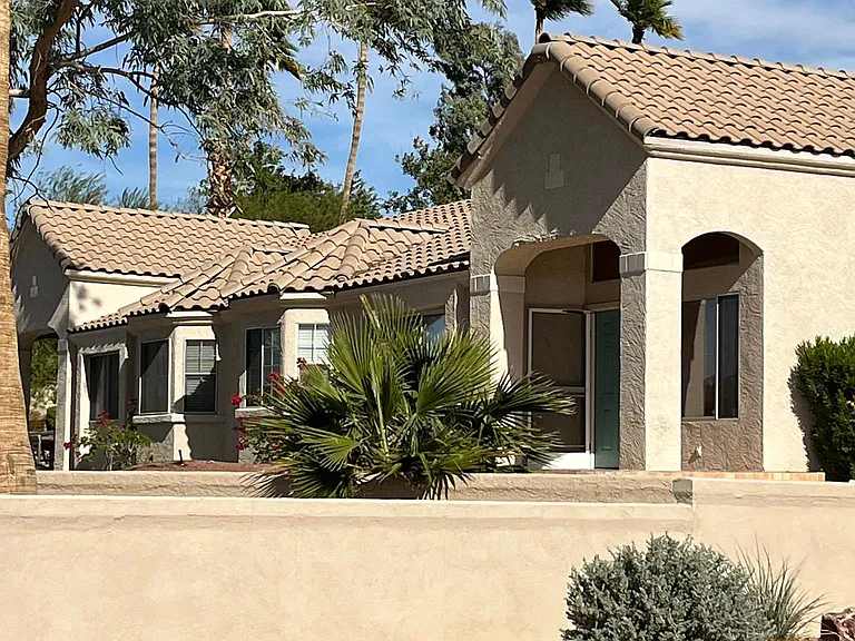 470 Acoma Blvd S #110 — Photo 3