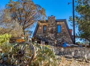 107 Hi Line Dr, Ingram, TX 78025