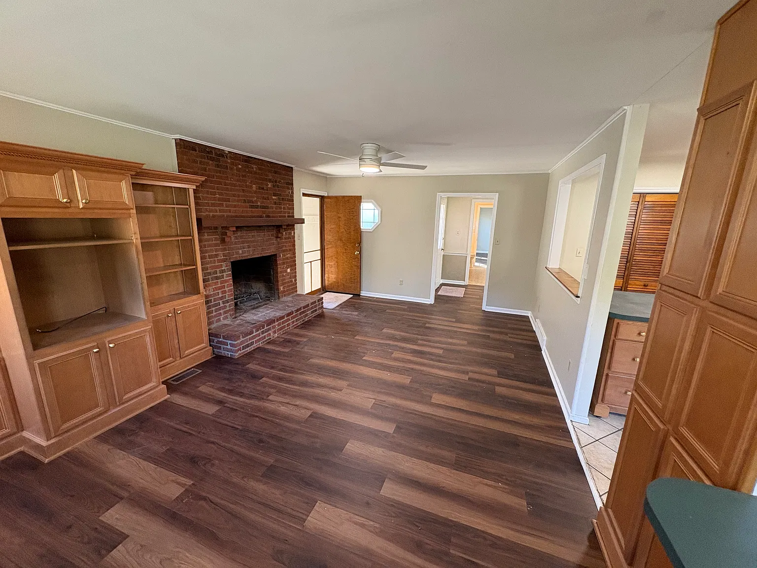 3 bed, 1749 sqft, $2,200 — Photo 4