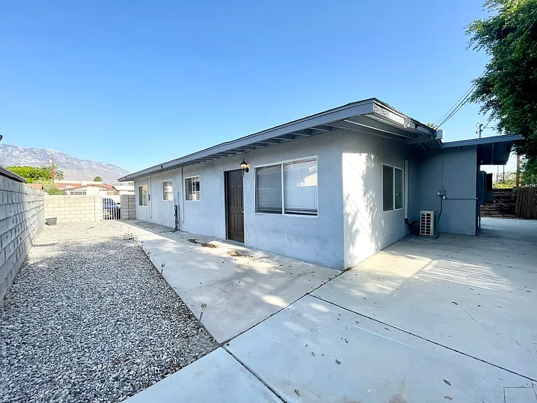 31890 Avenida La Paloma #B — Photo 2