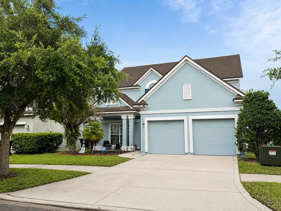 647 Sunny Stroll Dr