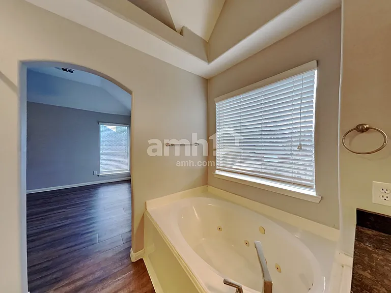 18007 Oakloch Ct — Photo 16