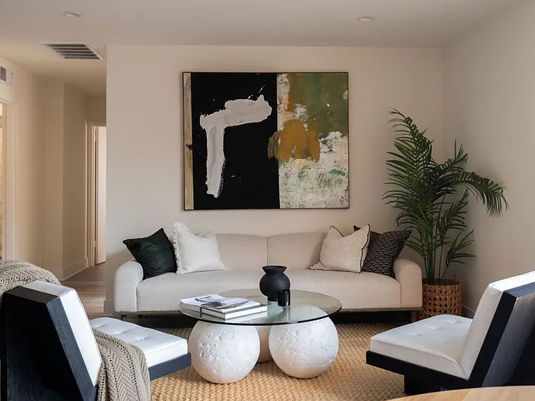 100 S Doheny Dr #1011 — Photo 5