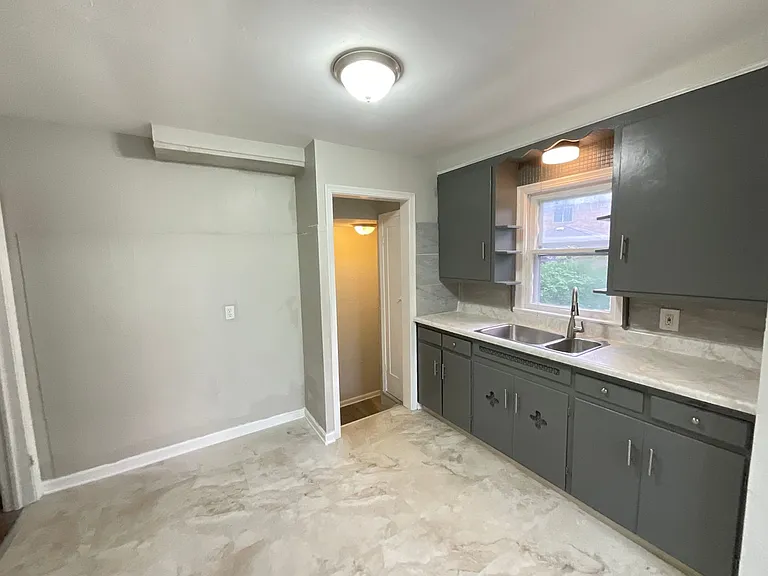 11013 Lincoln Ave — Photo 20