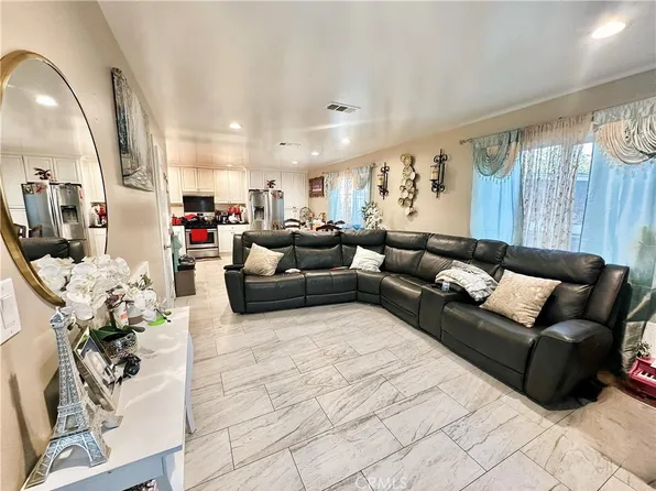 13315 Pierce St, Pacoima, CA 91331