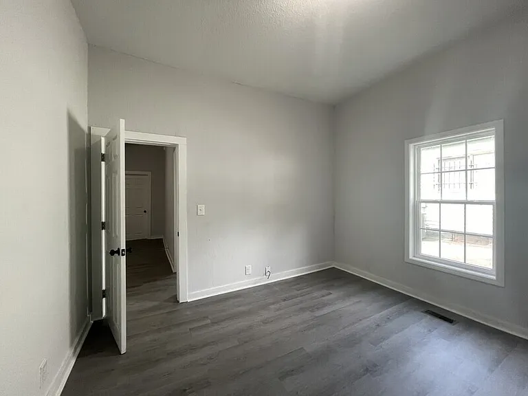 1621 Dora St — Photo 12