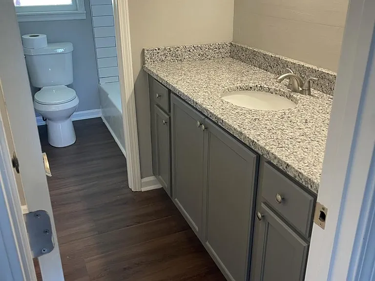 Rockdale Dr NW — Photo 15
