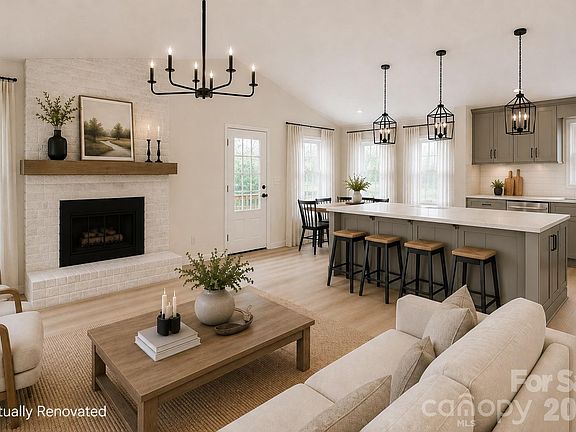 2nd image of 131 Santa Barbara Ct