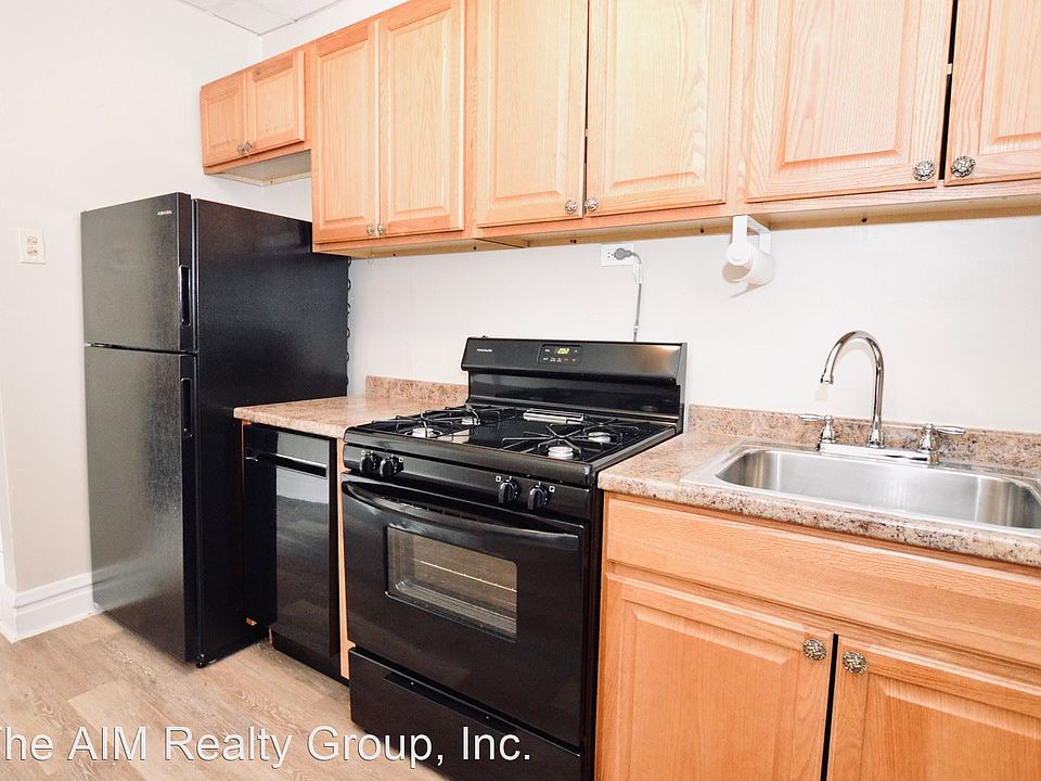 1st image of 1008 Curtiss St APT A4