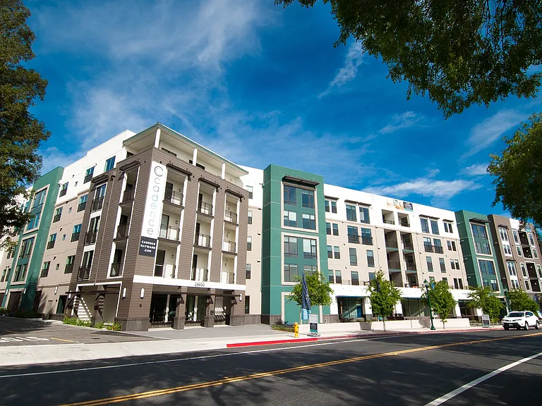 Cadence Apartments — Photo 18