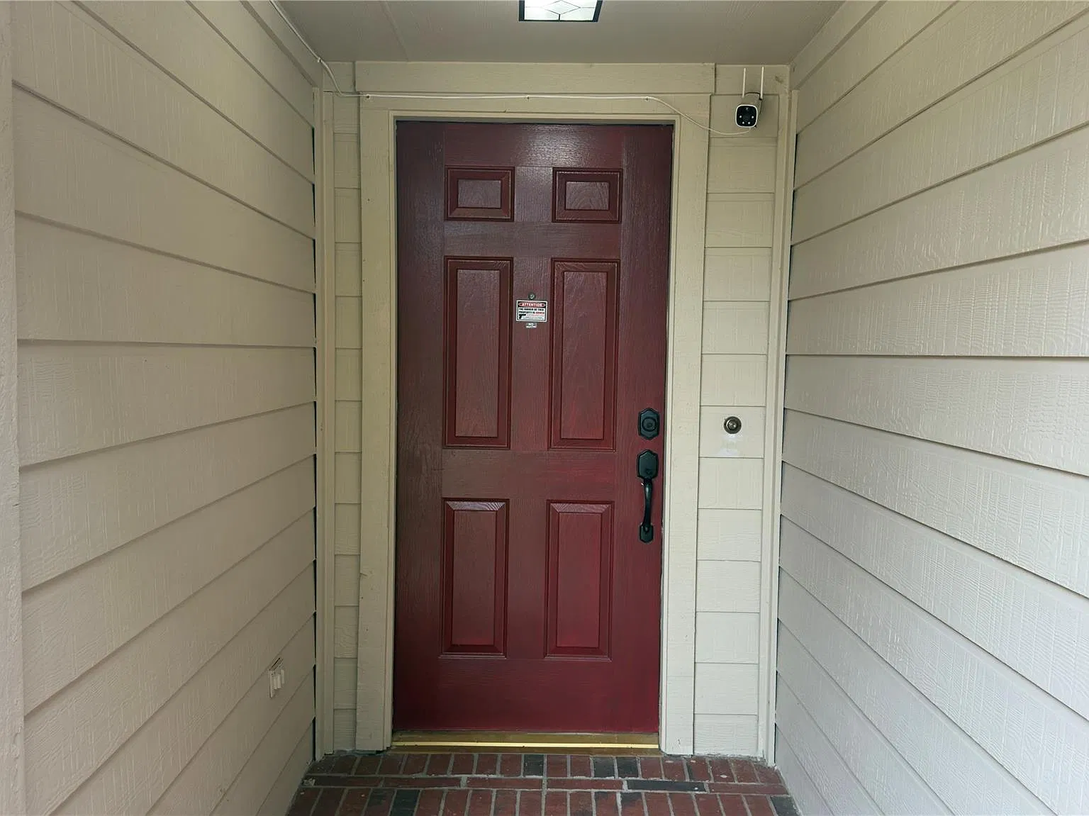 3 bed, 2.0 bath, 1382 sqft, $1,750 — Photo 3