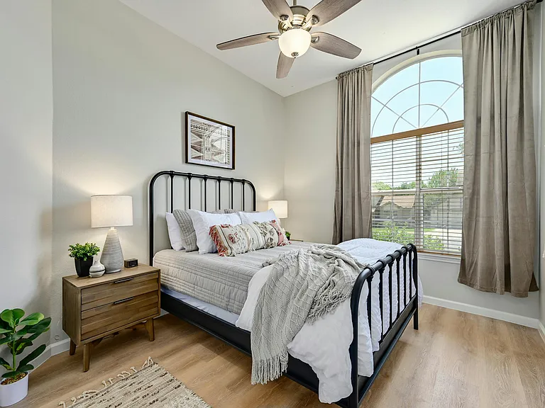 14309 Terisu Ln — Photo 24