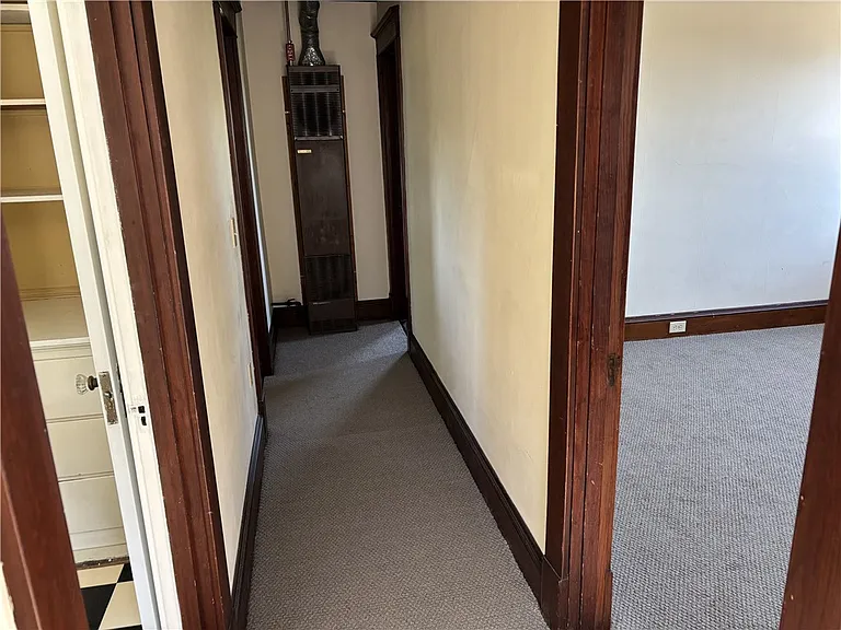 35 Oak St #2 — Photo 9