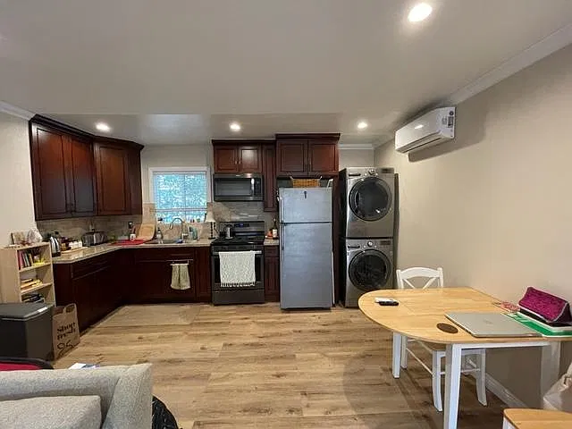 1 bed, 500 sqft, $1,795 — Photo 3