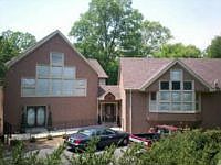1st image of 76 Hawthorne Ln