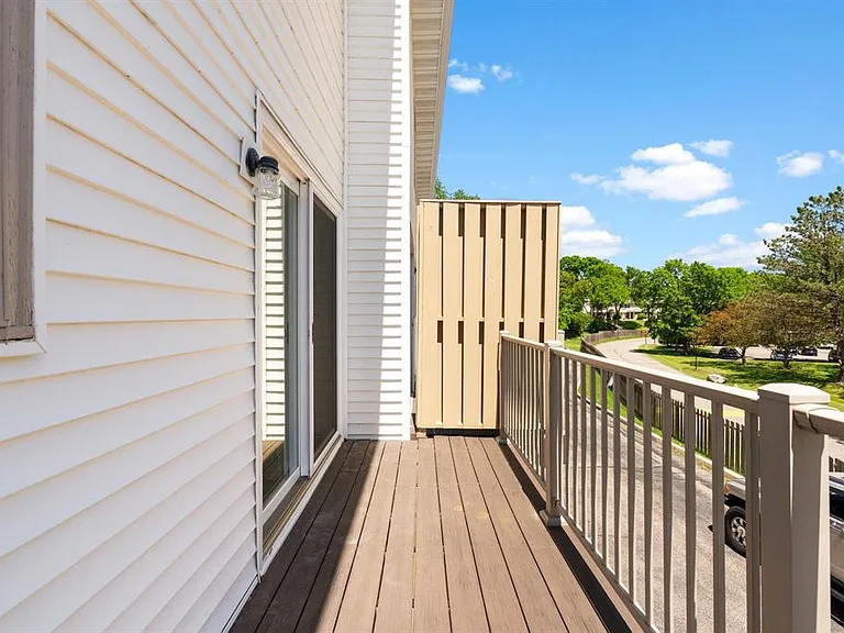 6816 Park Ridge Dr — Photo 3