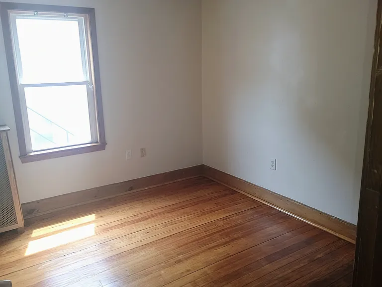 14 Randall St #1 — Photo 5