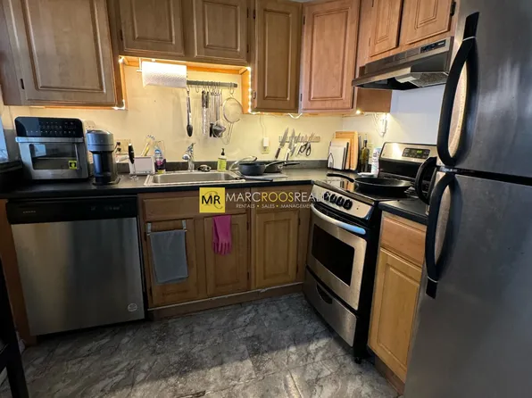 587 Beacon St, Boston, MA