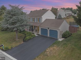 812 Kinross Ave, York, PA 17402