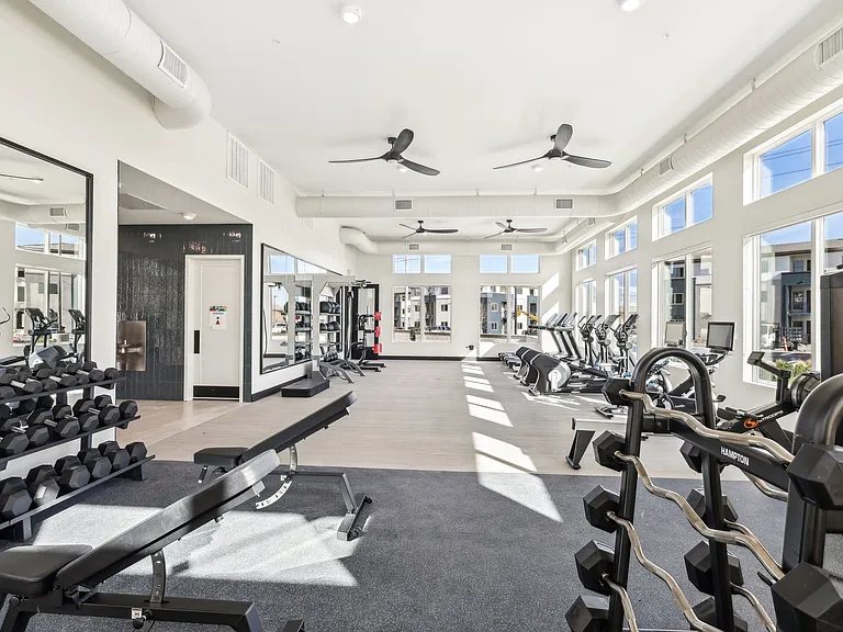 Parq on Boulder — Photo 25