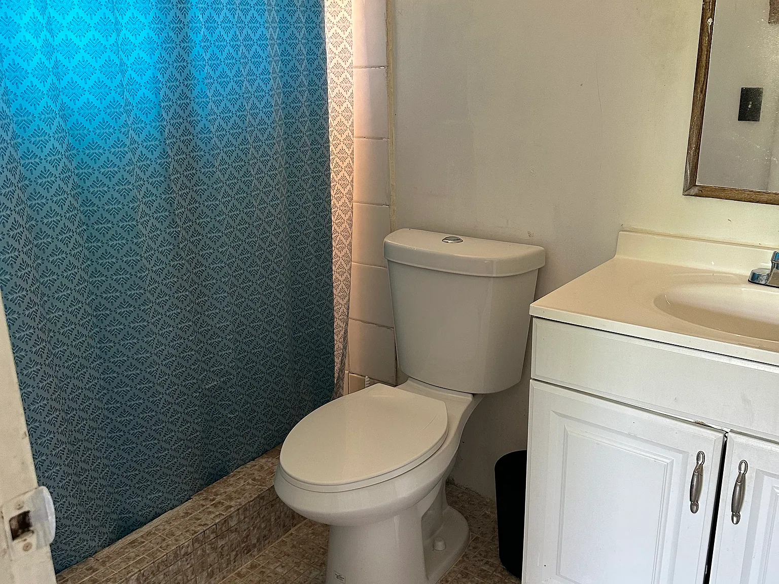 Studio, $1,300 — Photo 4