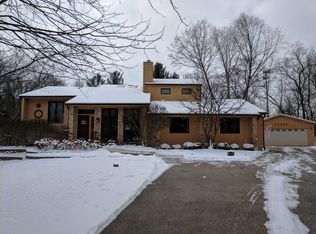 7N050 Glen Rd, Medinah, IL 60157