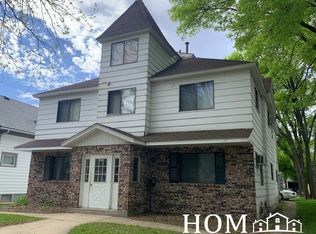 325 Belgrade Ave, Mankato, MN 56003