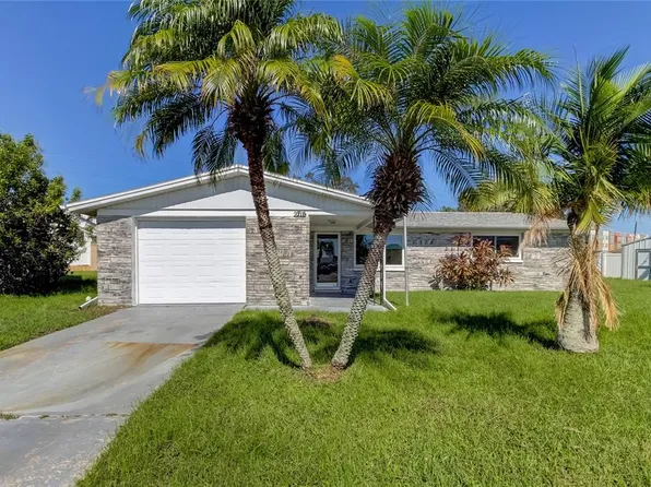 2716 Flint Isle Pl, Holiday, FL 34691