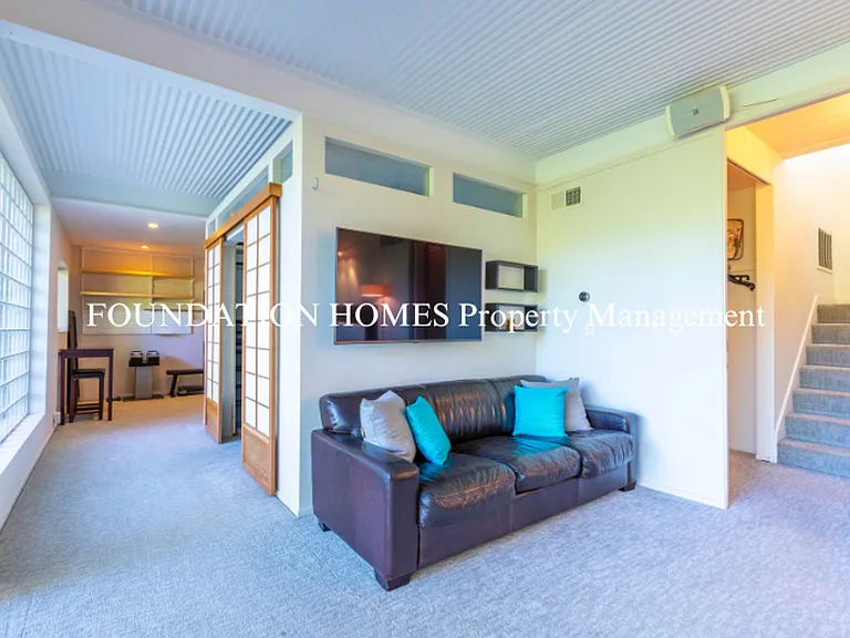 24 Longfellow Rd — Photo 12