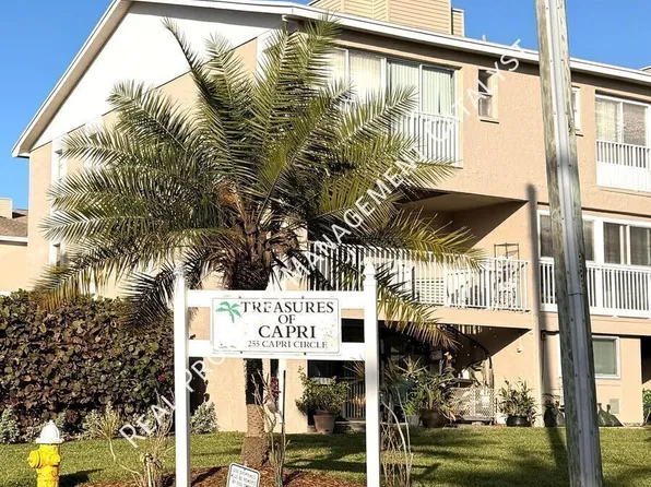 255 Capri Cir N APT 7, Treasure Island, FL 33706