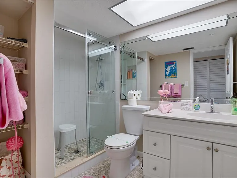 15000 Gulf Blvd #907 — Photo 24